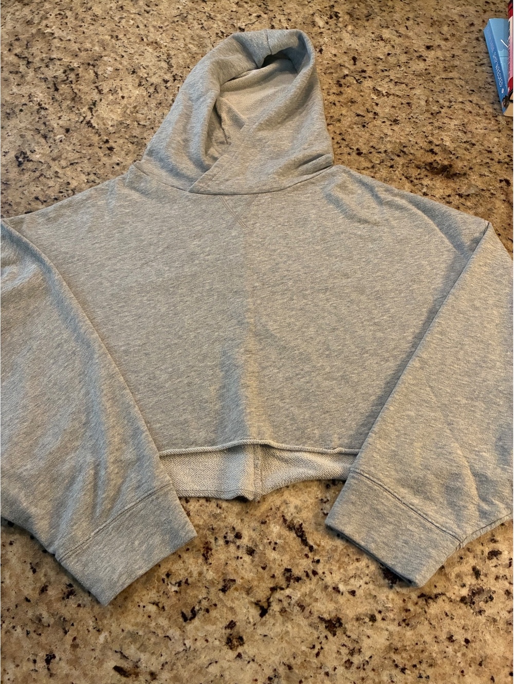 Fabletics Brisa Cropped Raw Edge Hoodie